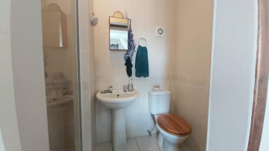2 Bedroom Property for Sale in Heiderand Western Cape